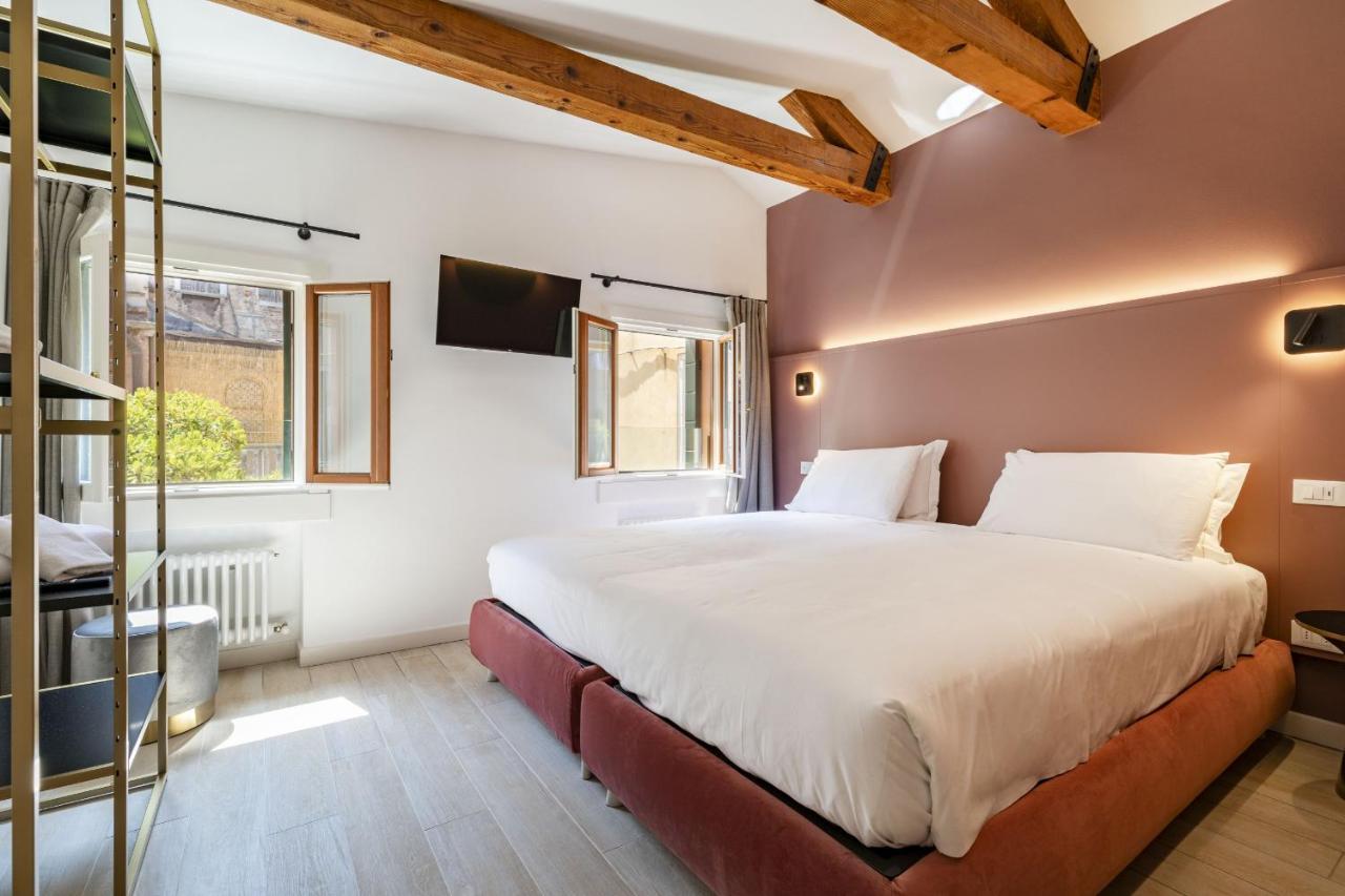 Ca' San Carlo Residence By Wonderful Italy Venise Extérieur photo